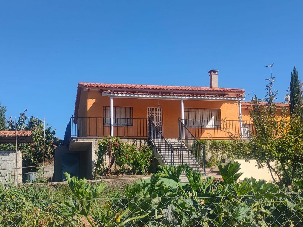 HUERTA CON CASA Y ALMACN EN CIUDAD RODRIGO